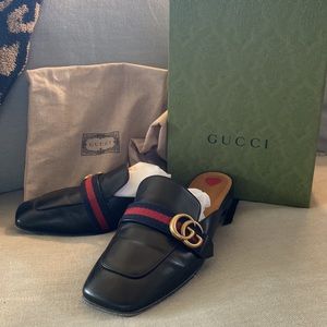 Gucci black logo Mule